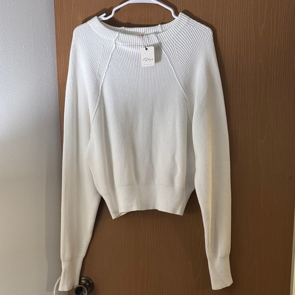 Free People Cream Crew Neck Sweater Size Medium